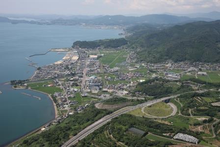 東そのぎインター上空から撮影した町の様子