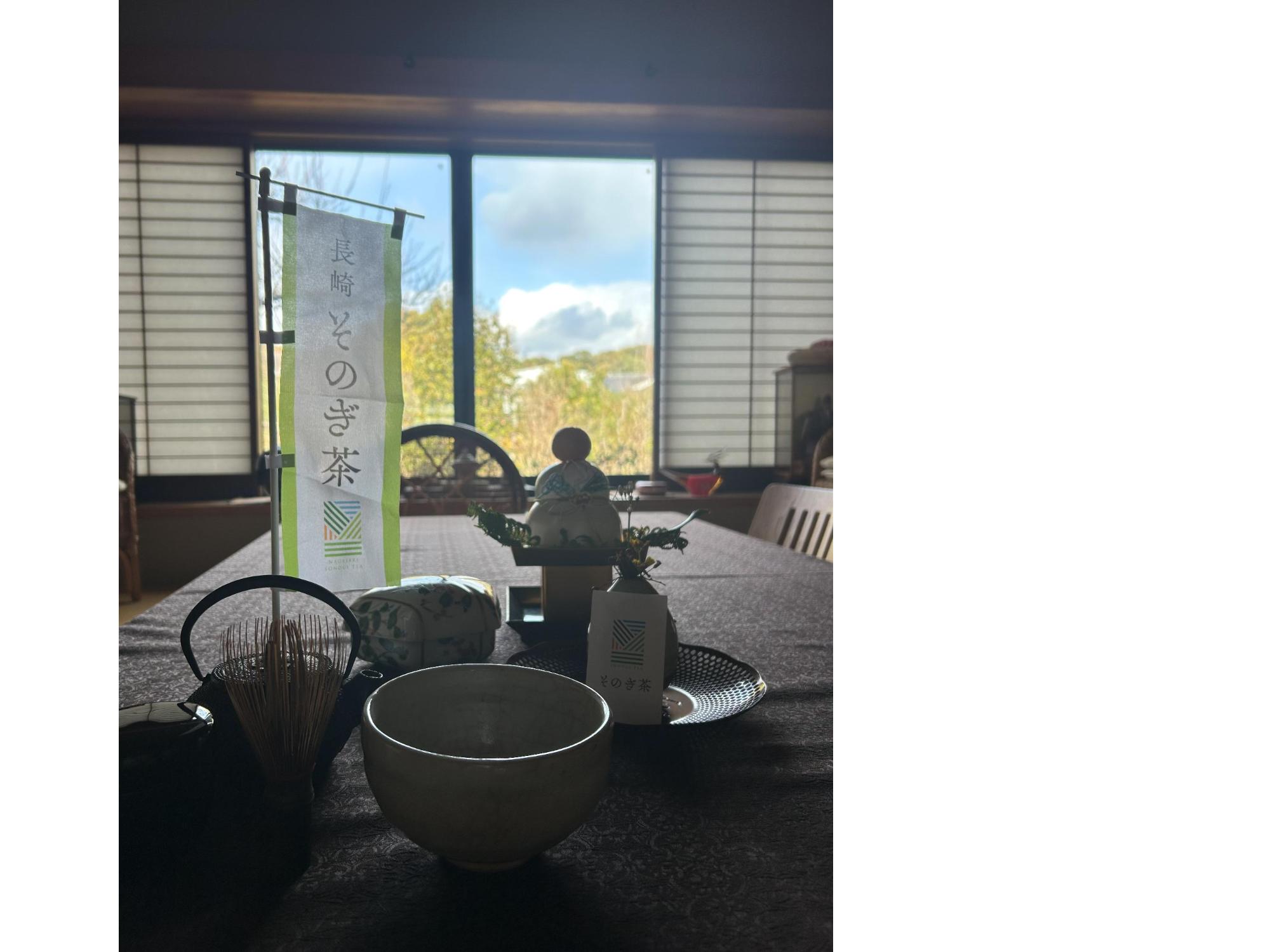 八女サロンでの茶会の様子