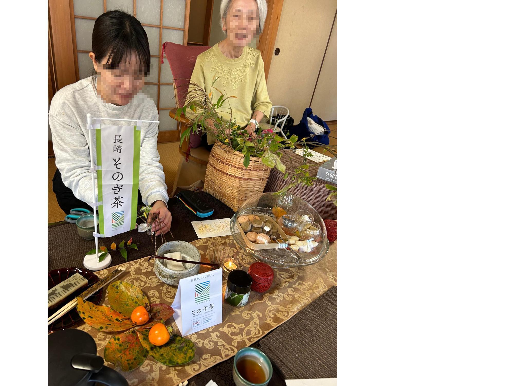 テーブルスタイル茶道椿の会オアシスの様子