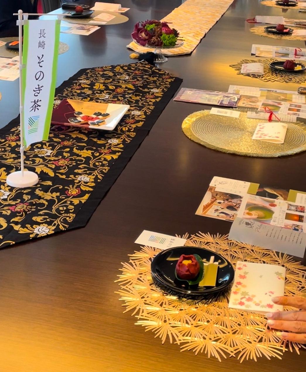 テーブルスタイル茶道椿の会パークホテル東京の様子3
